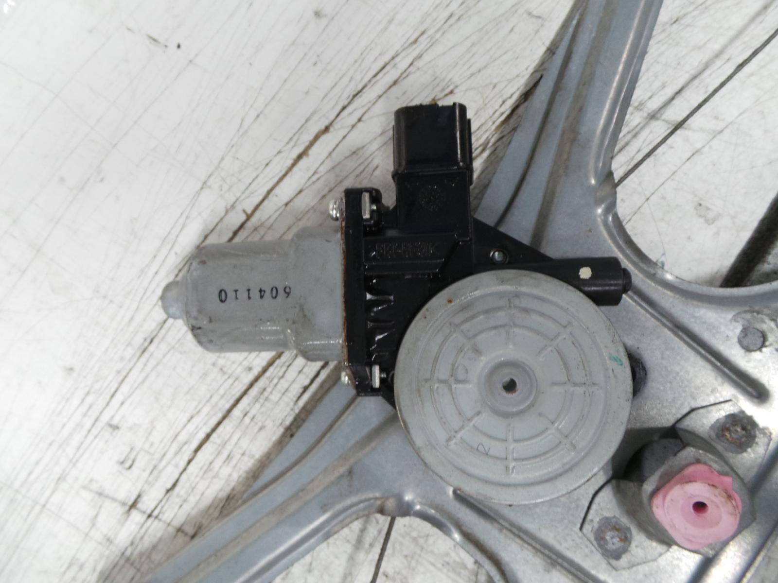 View Auto part Left Front Window Reg/Motor Honda Civic 2006