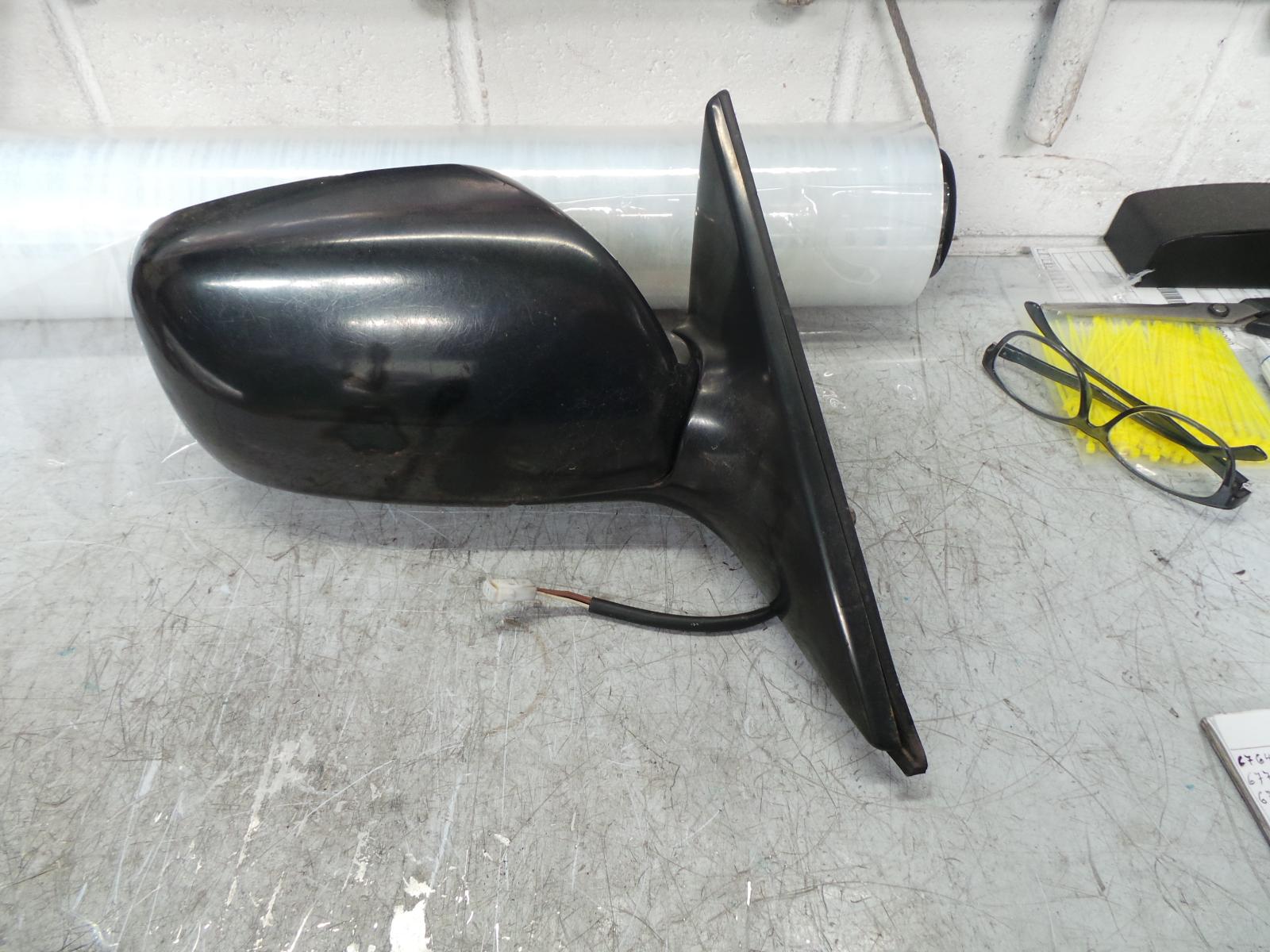 2003 Toyota Camry Right Door Mirror View Auto part Right Door Mirror Toyota Camry 2003