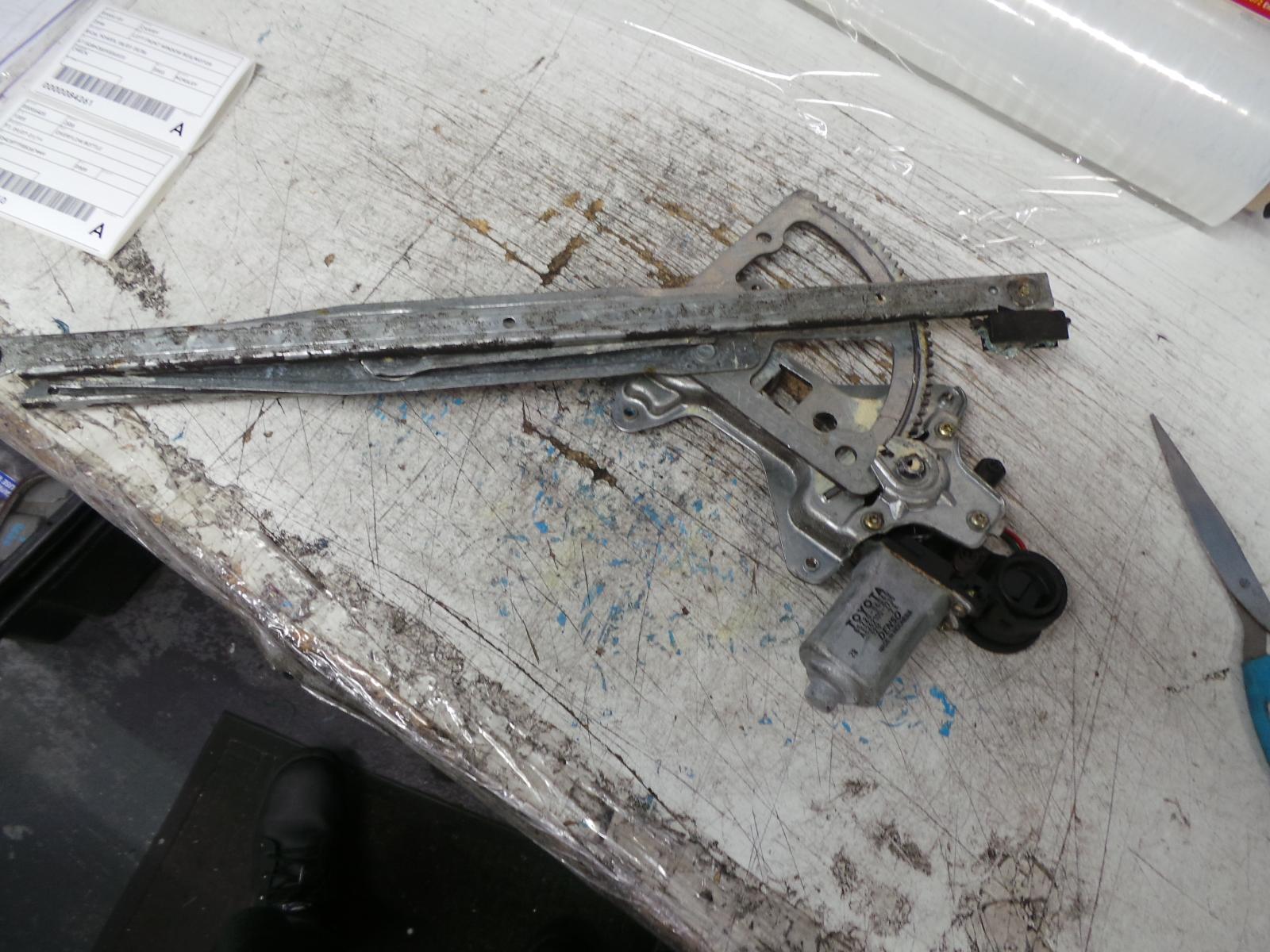 View Auto part Left Front Window Reg/Motor Toyota Camry 2003