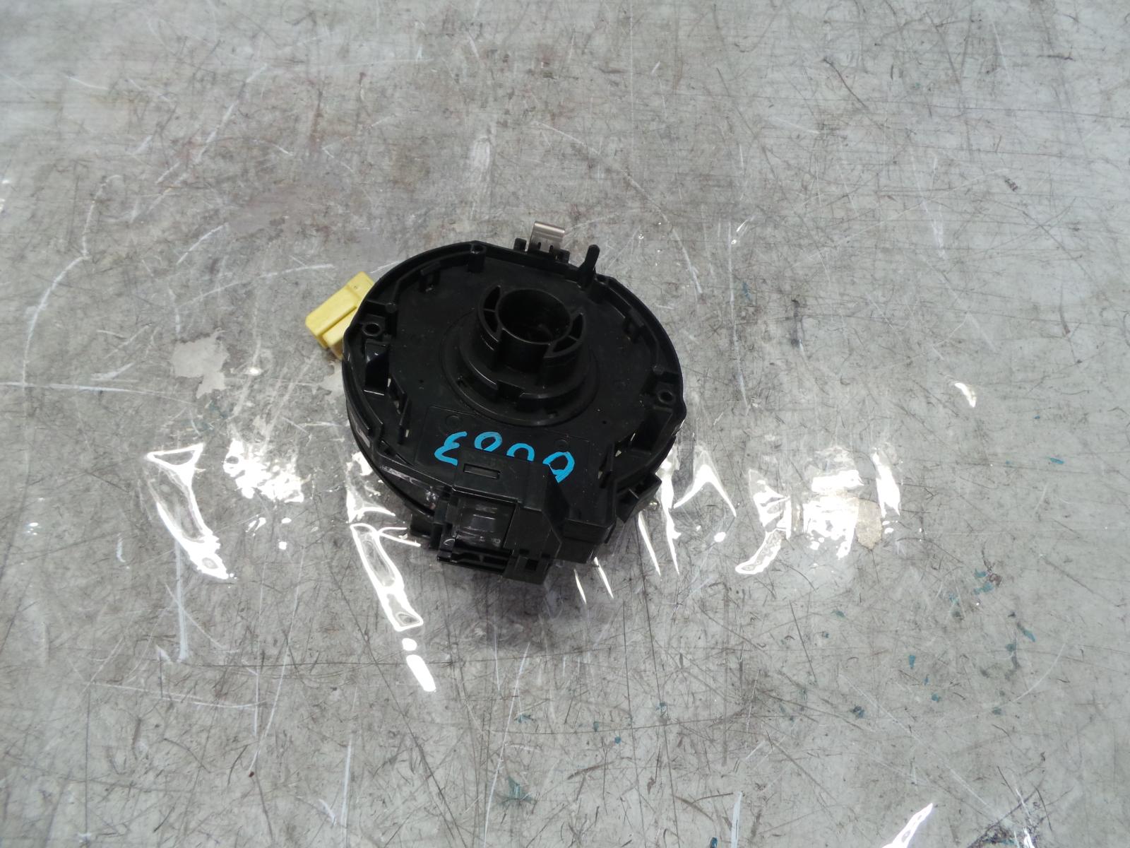 View Auto part Airbag Module/Sensor Toyota Rav4 2002