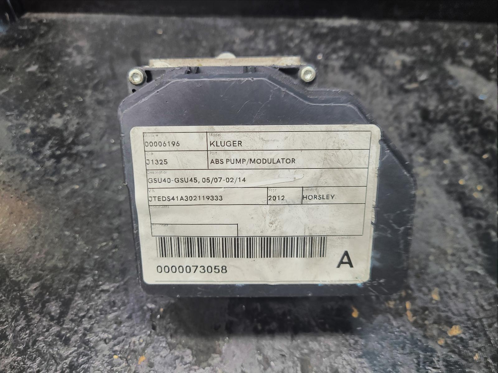 2012 Toyota Kluger Abs Pump/Modulator View Auto part Abs Pump/Modulator Toyota Kluger 2012
