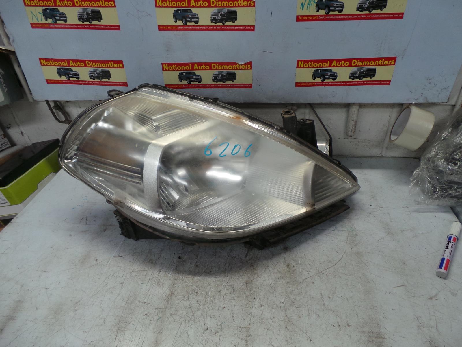 View Auto part Right Headlamp Nissan Tiida 2008