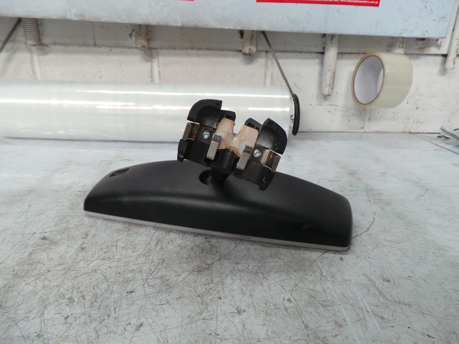 View Auto part Interior Mirror Volkswagen Tiguan 2010