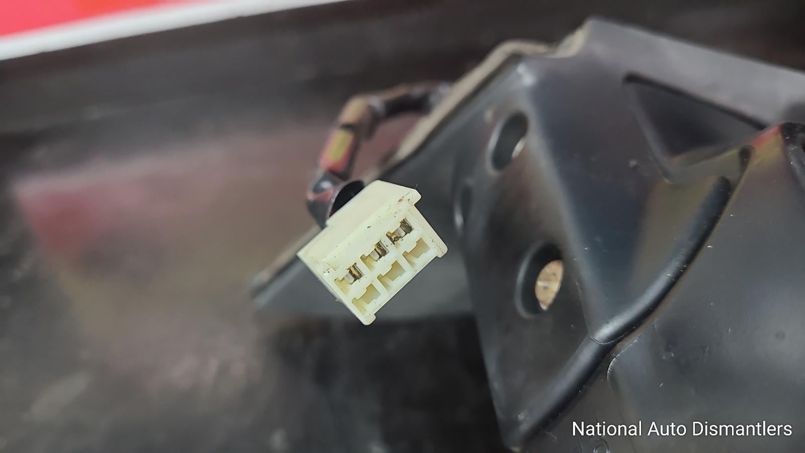 View Auto part Right Door Mirror Toyota Rav4 2002