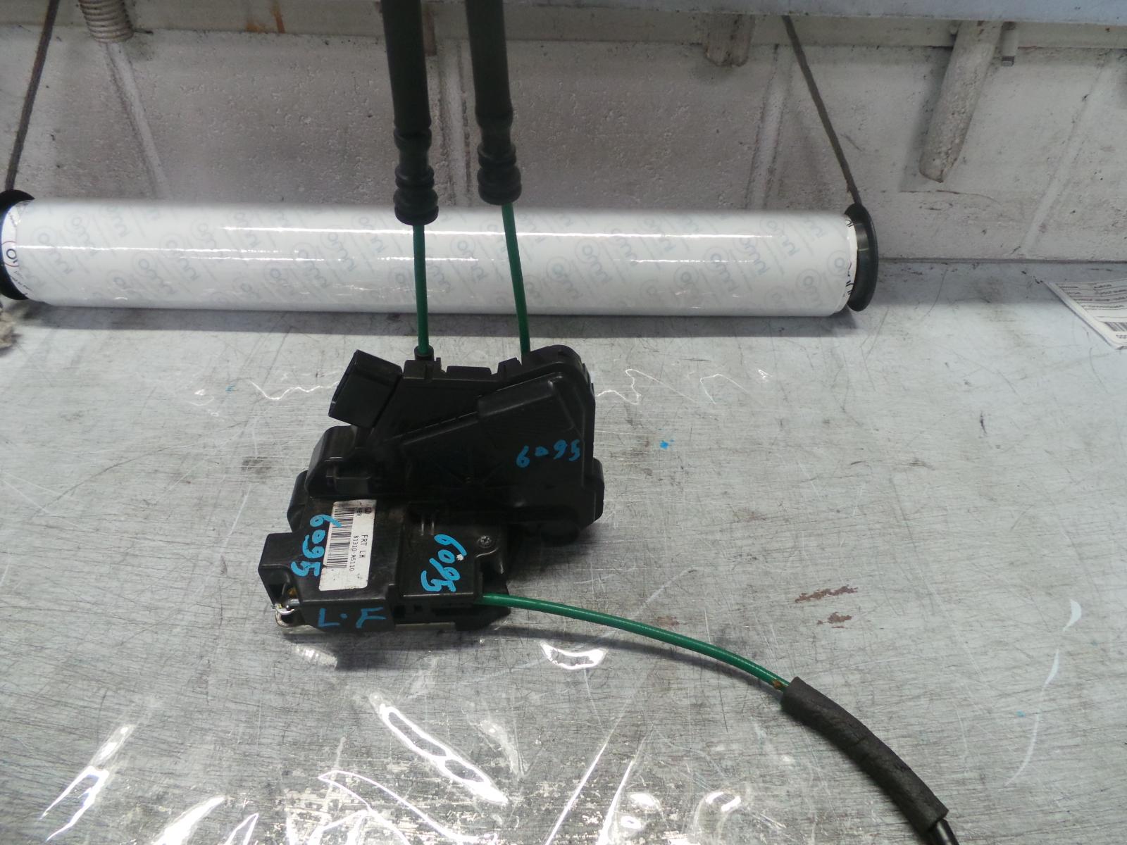 View Auto part Door/Boot/Gate Lock Hyundai I30 2013