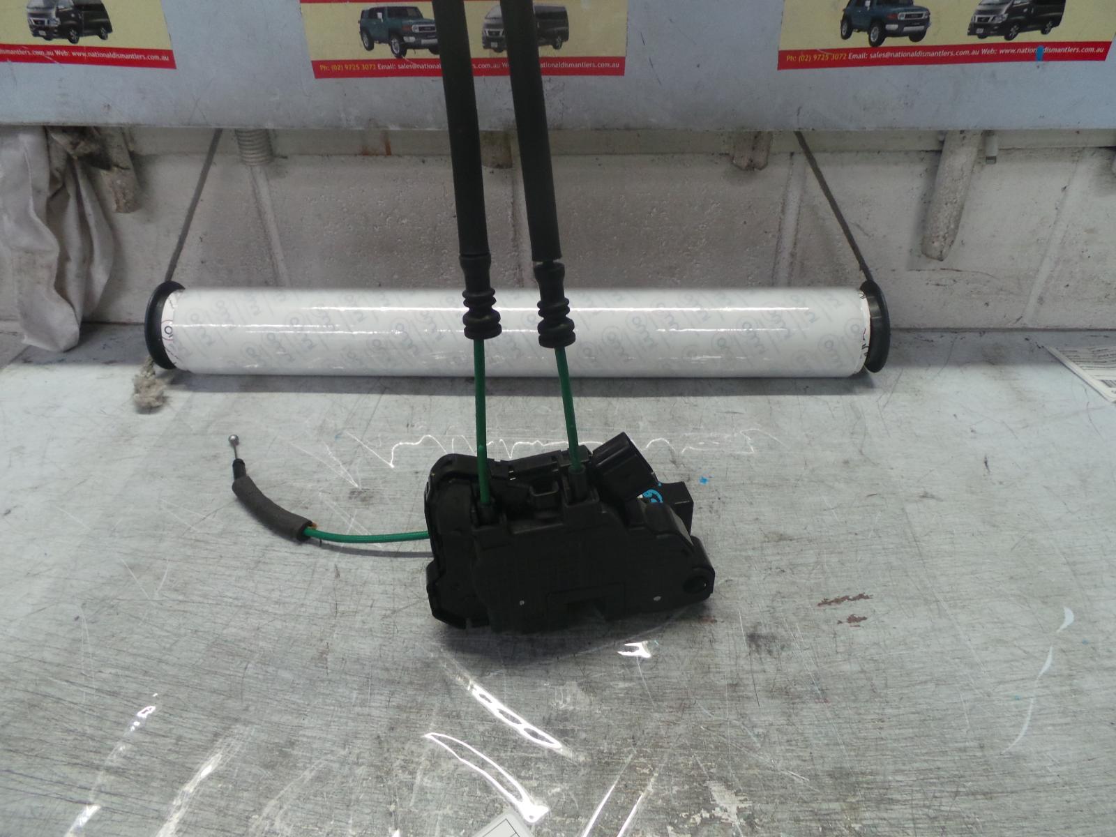 View Auto part Door/Boot/Gate Lock Hyundai I30 2013