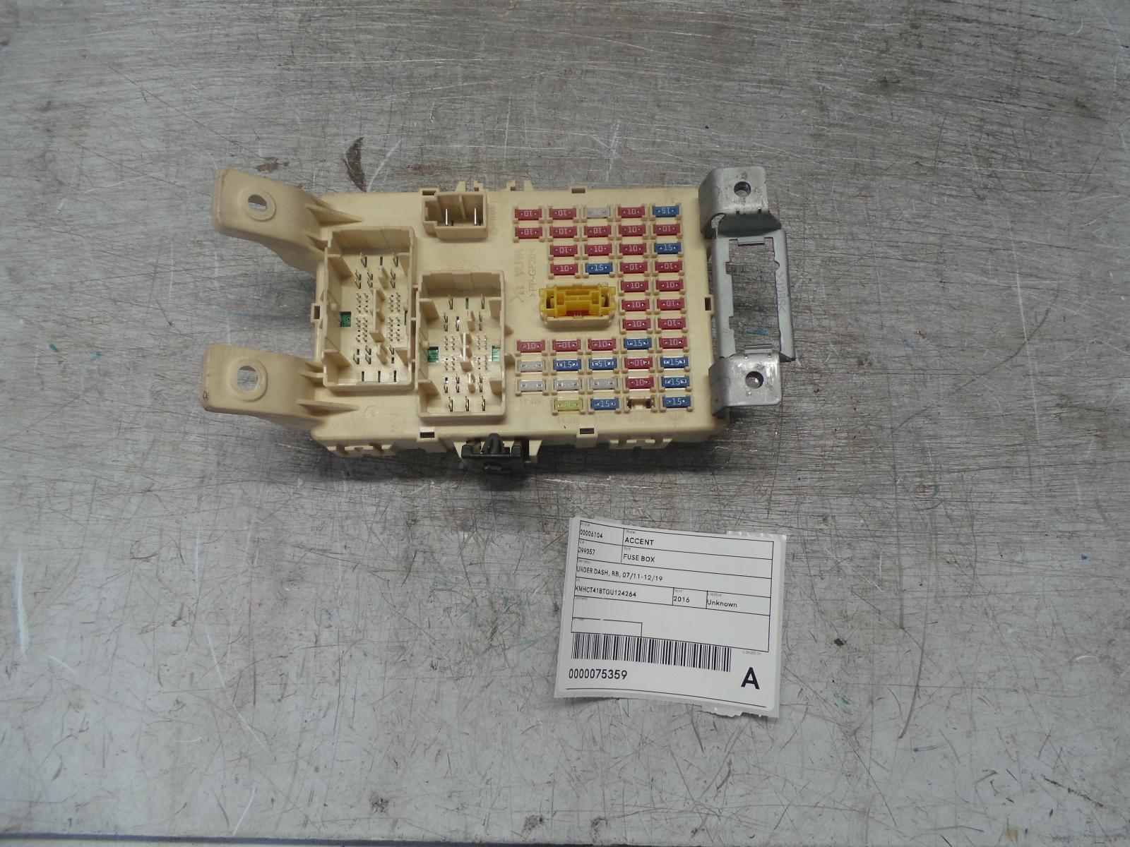 View Auto part Fuse Box Hyundai Accent 2016