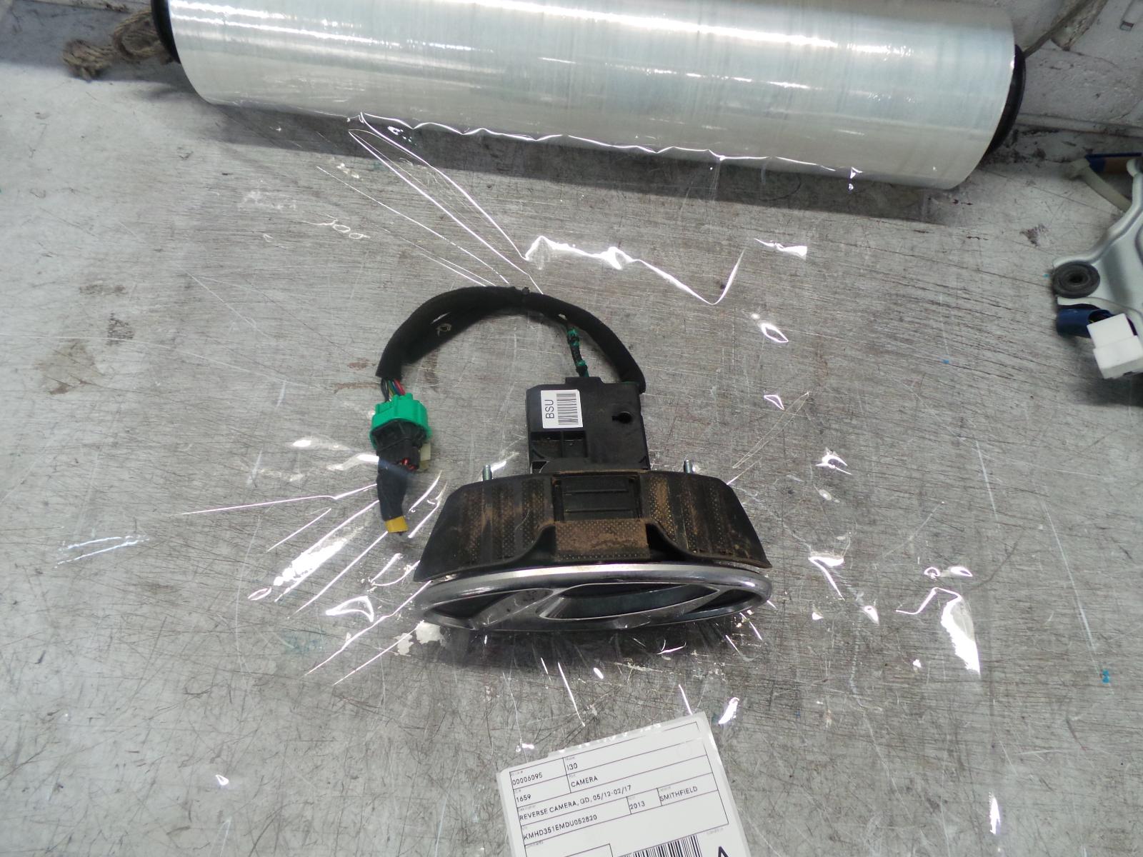 View Auto part Reverse Camera Hyundai I30 2013