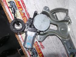 View Auto part Left Front Window Reg/Motor Toyota Yaris 2006
