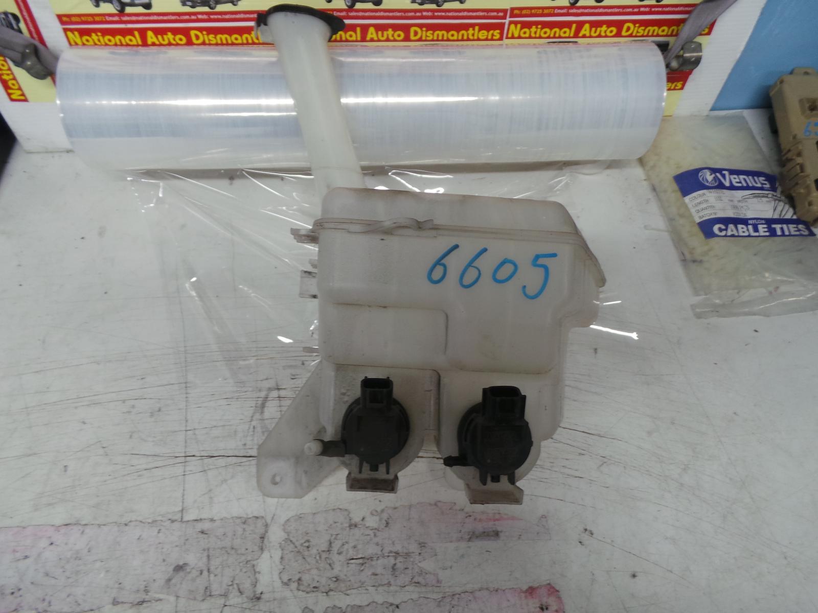 View Auto part Washer Bottle Toyota Yaris 2006