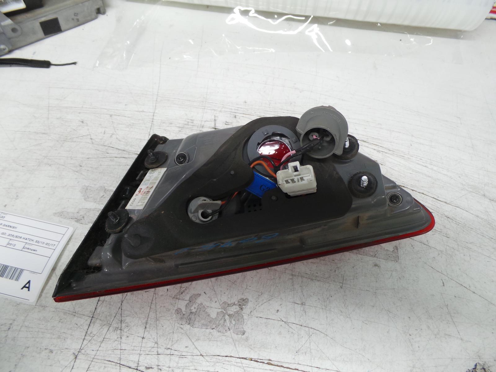 View Auto part Rear Garnish Hyundai I30 2013