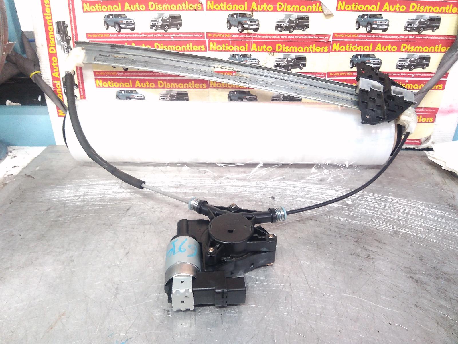 2003 Mazda 2 Left Front Window Reg/Motor View Auto part Left Front Window Reg/Motor Mazda 2 2003