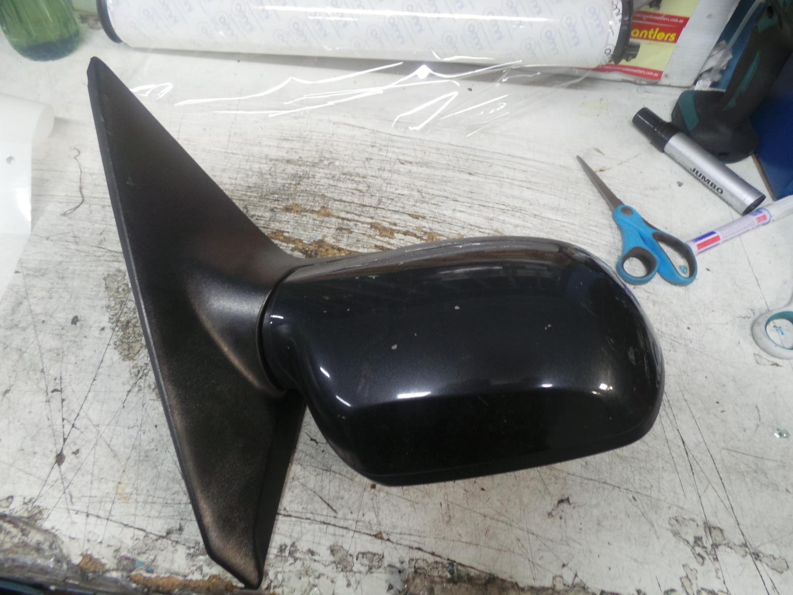 View Auto part Left Door Mirror Mazda 3 2008