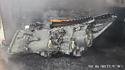 View Auto part Right Headlamp Kia Carnival/grand Carnival 2015