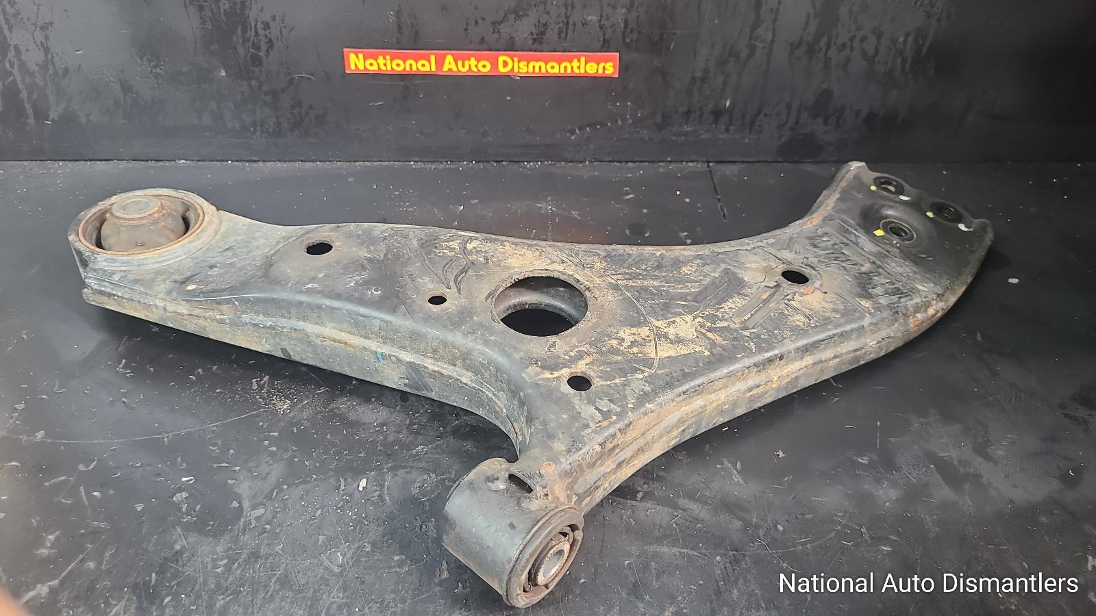 View Auto part Right Front Lower Control Arm Kia Carnival/grand Carnival 2015
