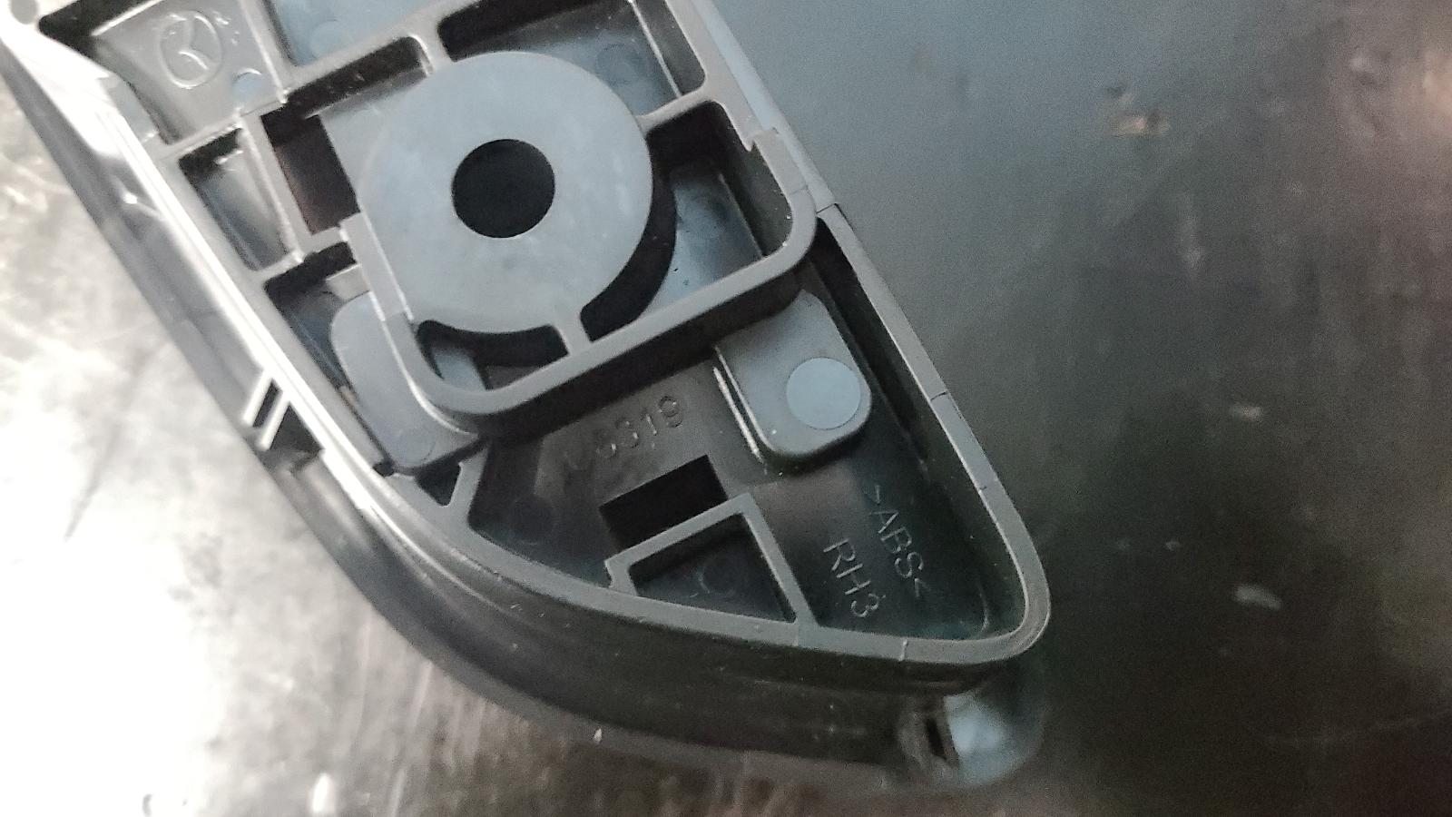 View Auto part Door Handle Mazda 2 2019