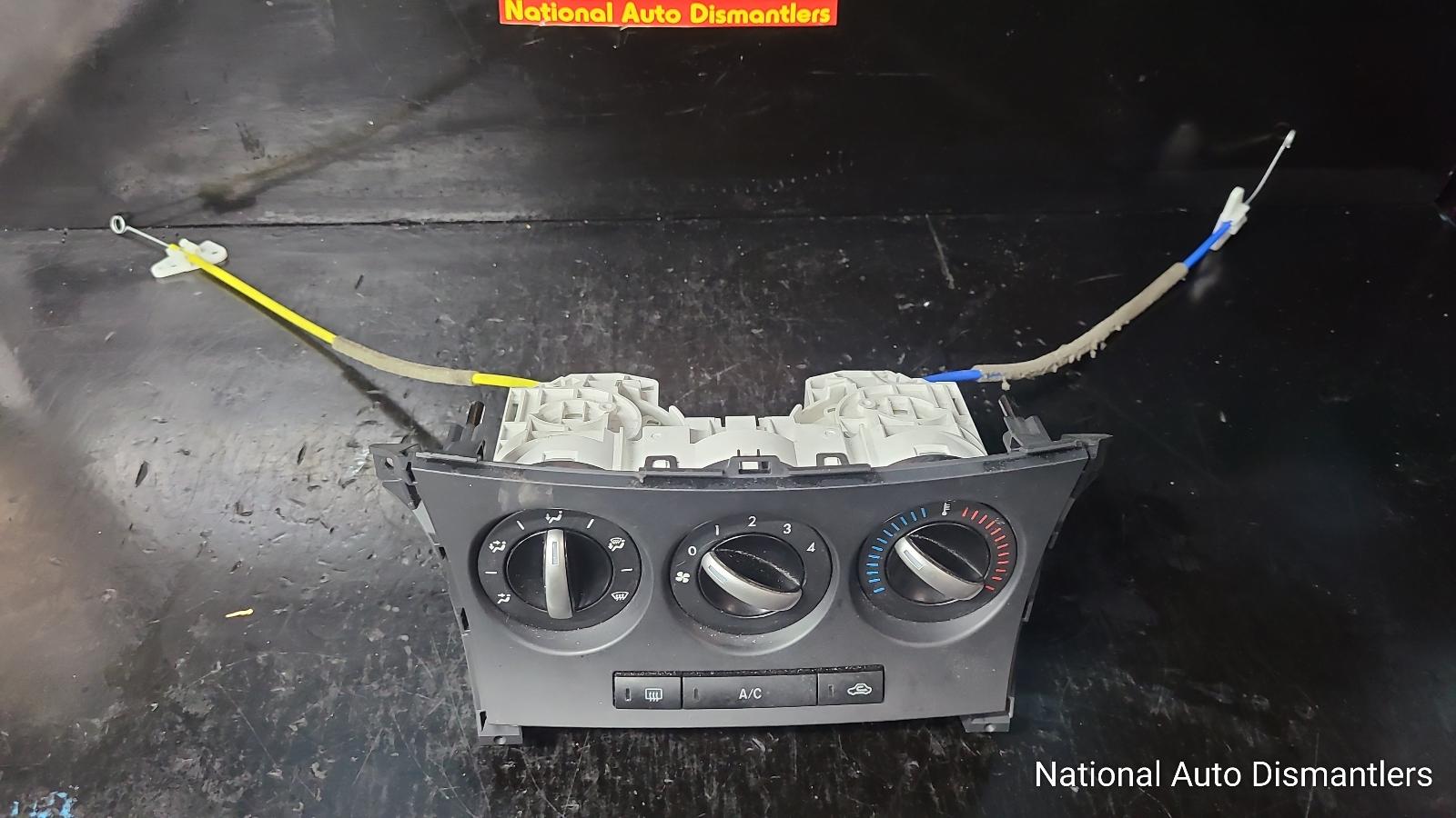 View Auto part Heater/Ac Controls Mazda 3 2012