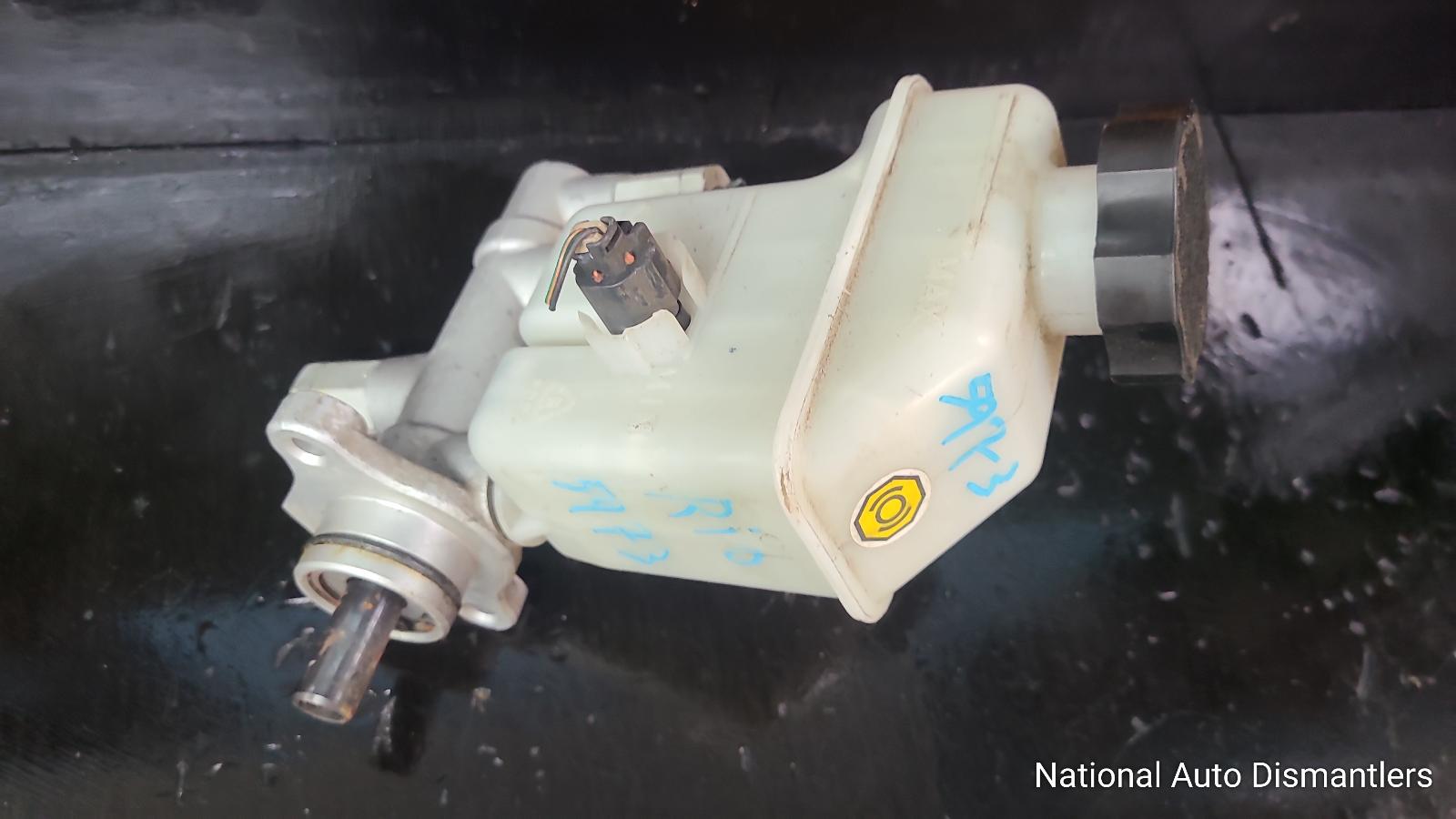 2009 Kia Rio Master Cylinder View Auto part Master Cylinder Kia Rio 2009