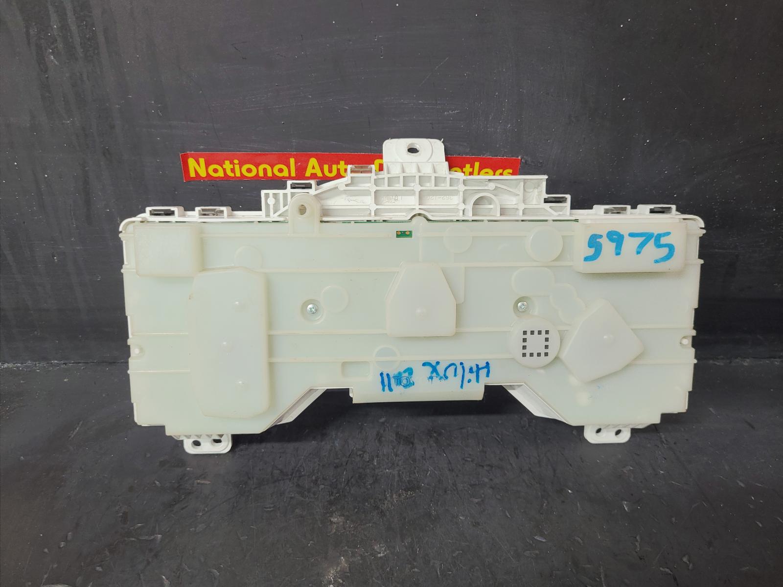 View Auto part Instrument Cluster Toyota Hilux 2008