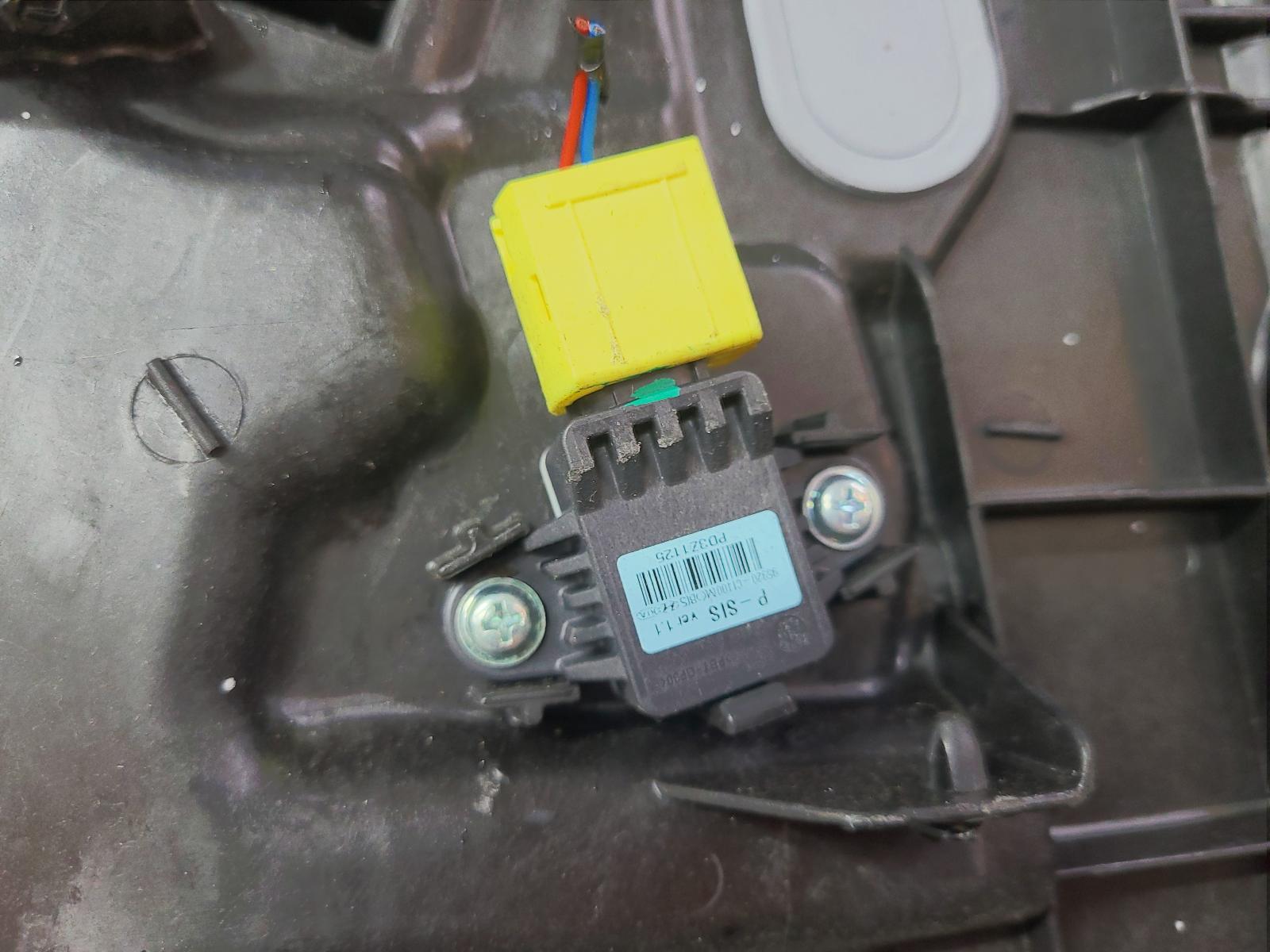 View Auto part Left Front Window Reg/Motor Kia Carnival/grand Carnival 2015