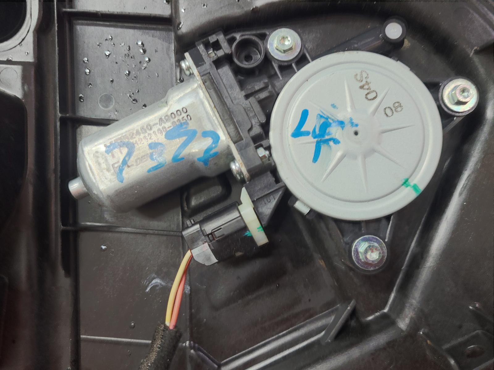View Auto part Left Front Window Reg/Motor Kia Carnival/grand Carnival 2015