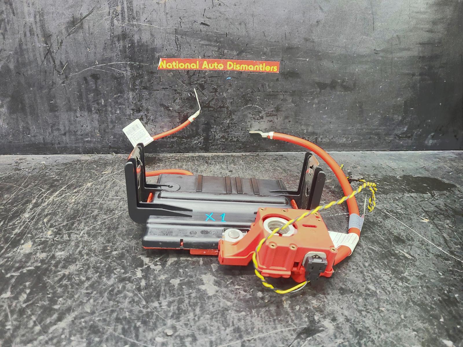 View Auto part Battery Terminal Bmw X1 2014