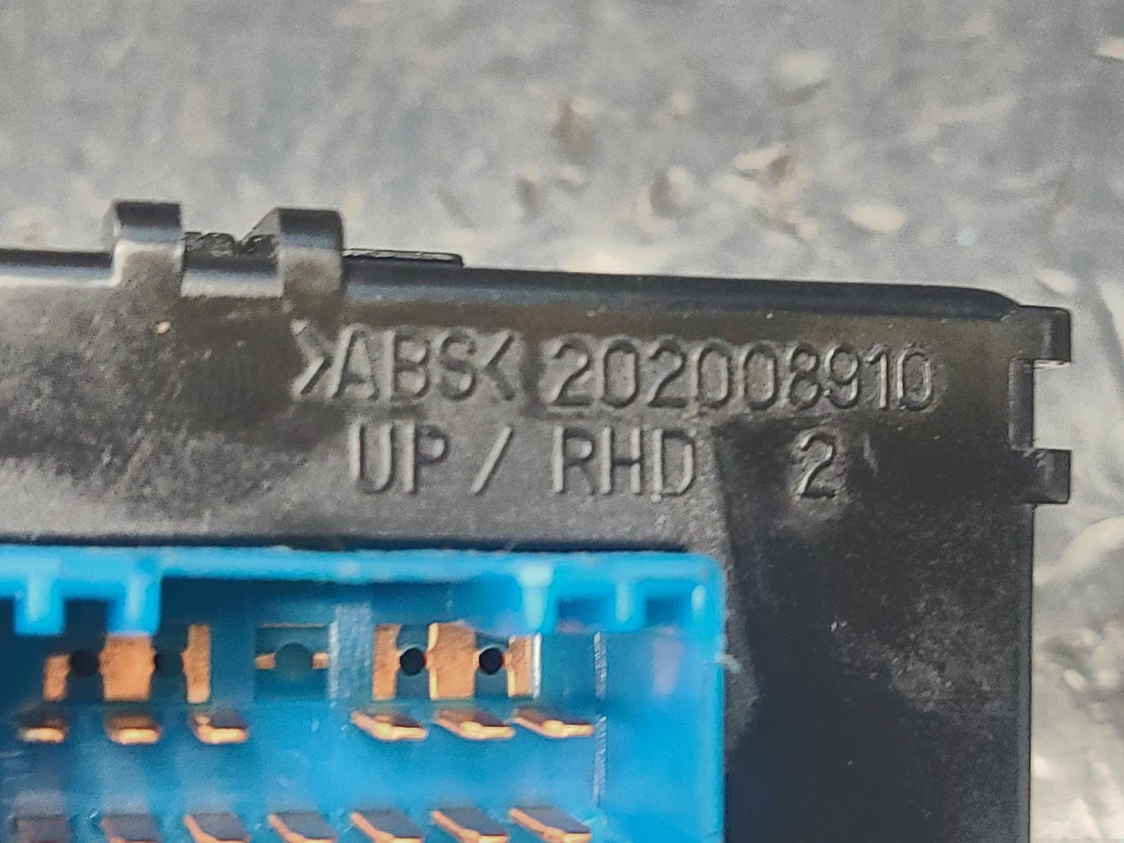 View Auto part Combination Switch Hyundai I20 2012