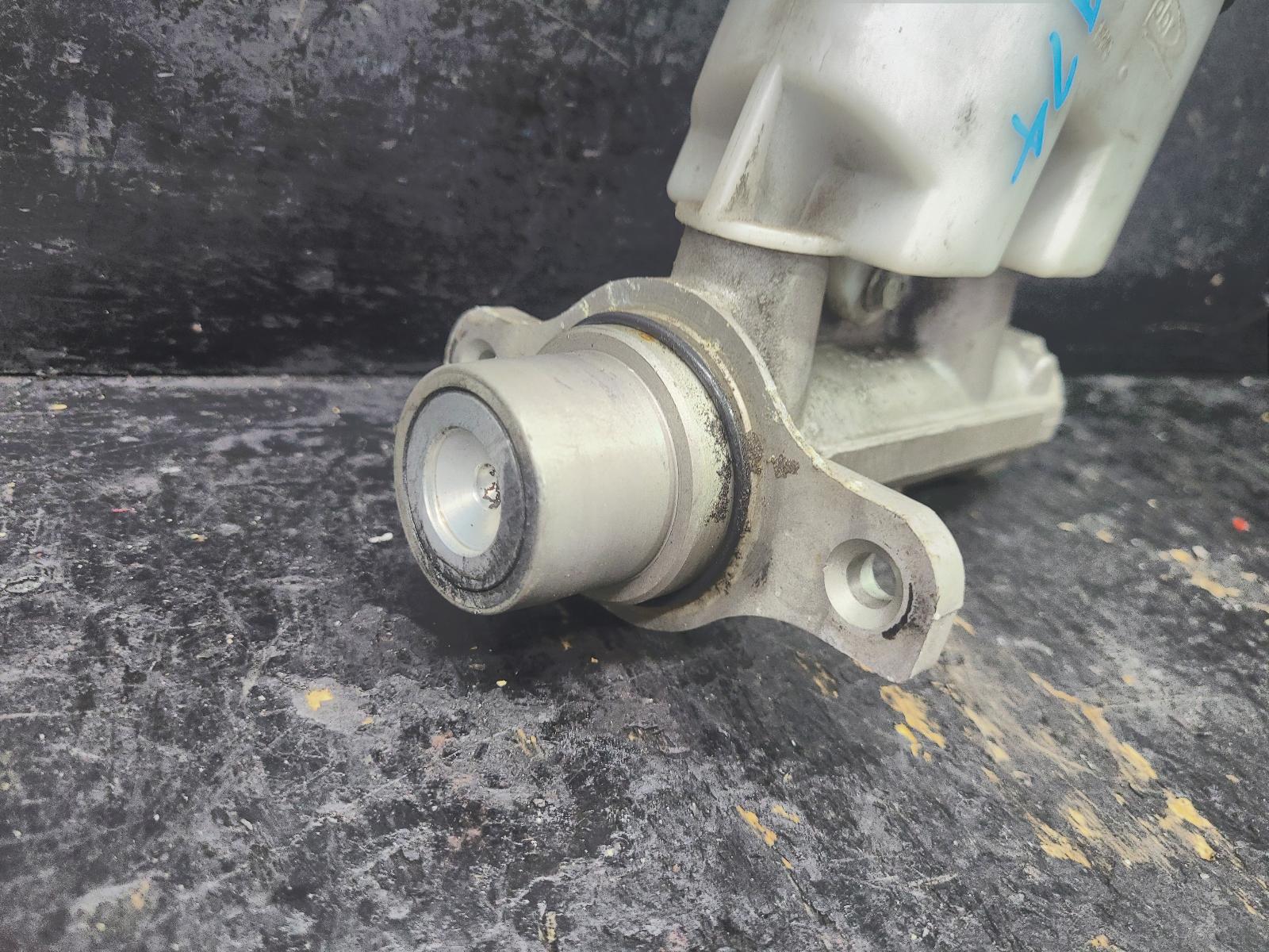 2011 Ford Falcon Master Cylinder View Auto part Master Cylinder Ford Falcon 2011