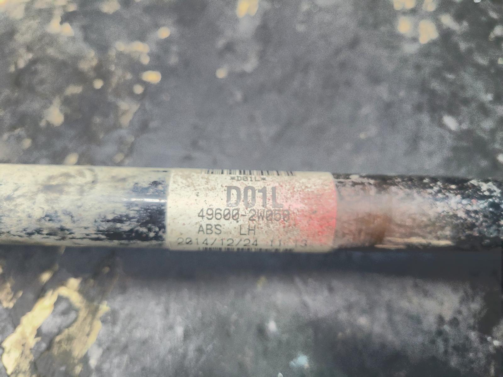 View Auto part Right Driveshaft Hyundai Santa Fe 2015