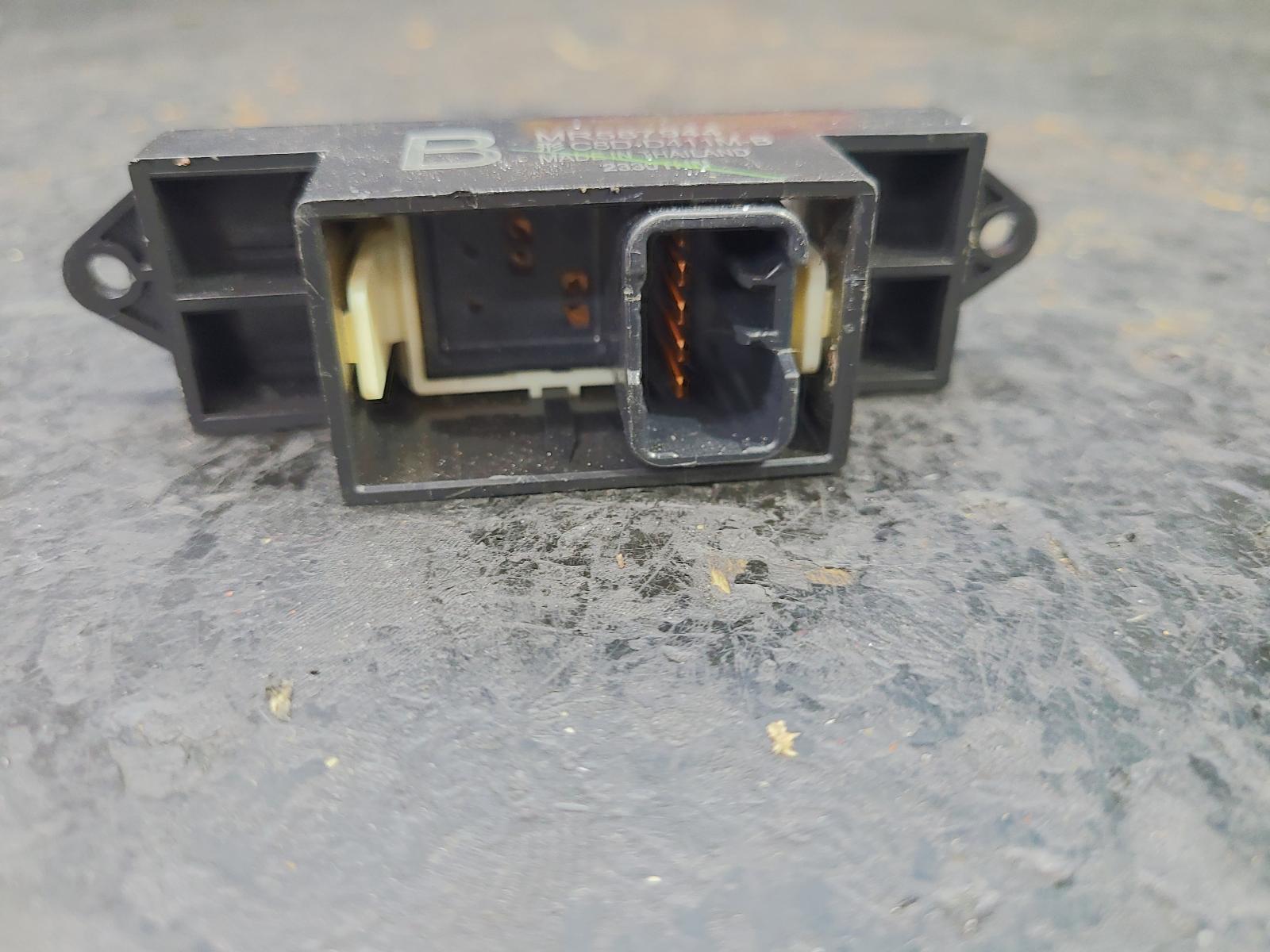 View Auto part Pwr Dr Wind Switch Mitsubishi Lancer 2010