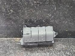 View Auto part Misc Switch/Relay Hyundai I30 2014