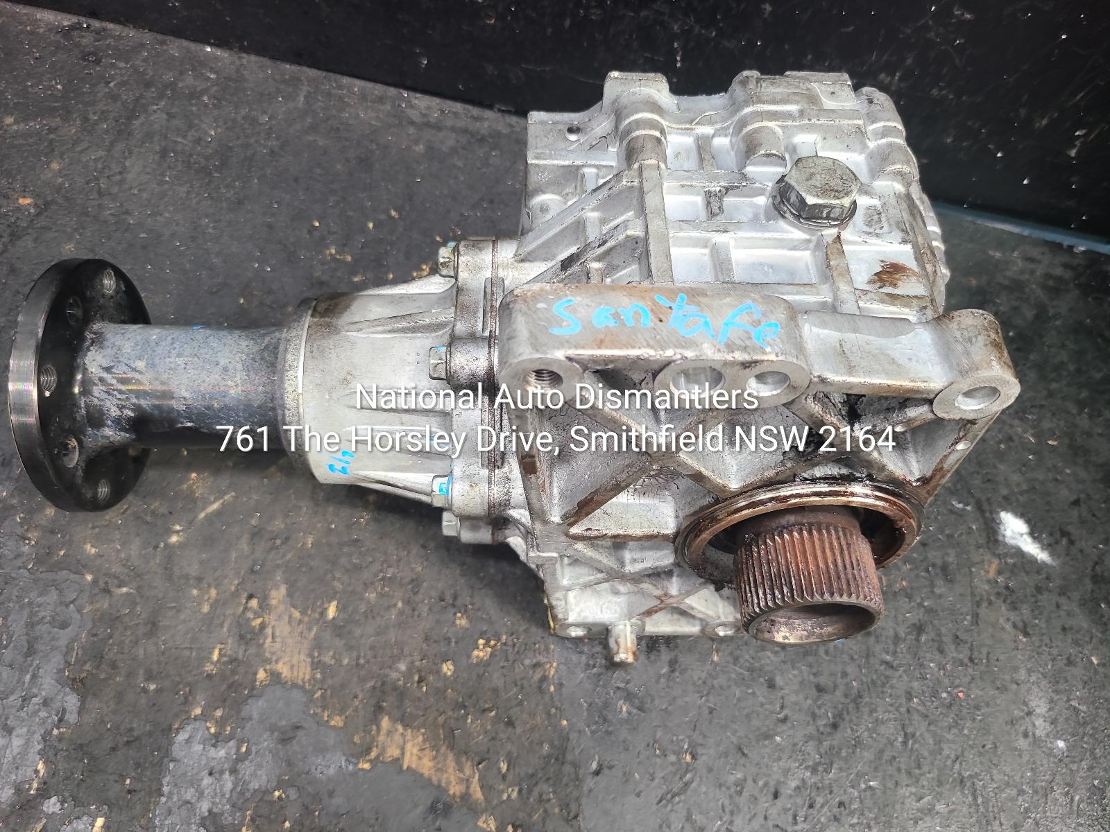 View Auto part Transfer Case Hyundai Santa Fe 2015