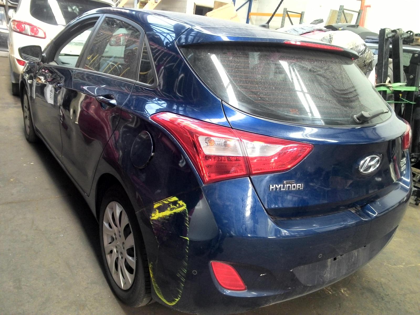 View Auto part Right Indicator/Fog/Side Hyundai I30 2013