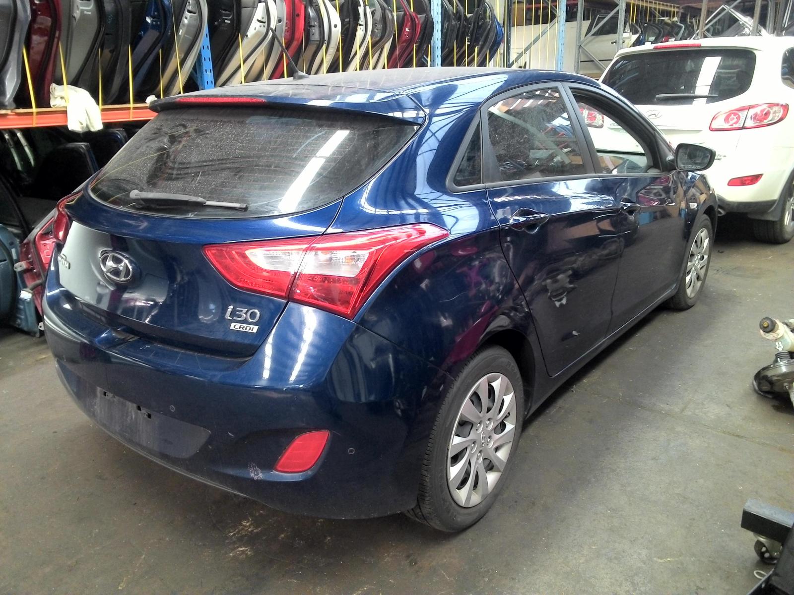 View Auto part Right Indicator/Fog/Side Hyundai I30 2013