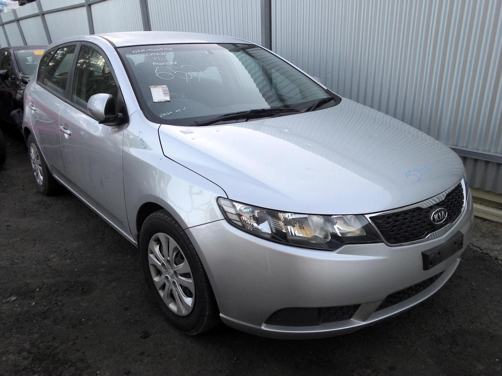 View Auto part Ignition W/ Key Kia Cerato 2013