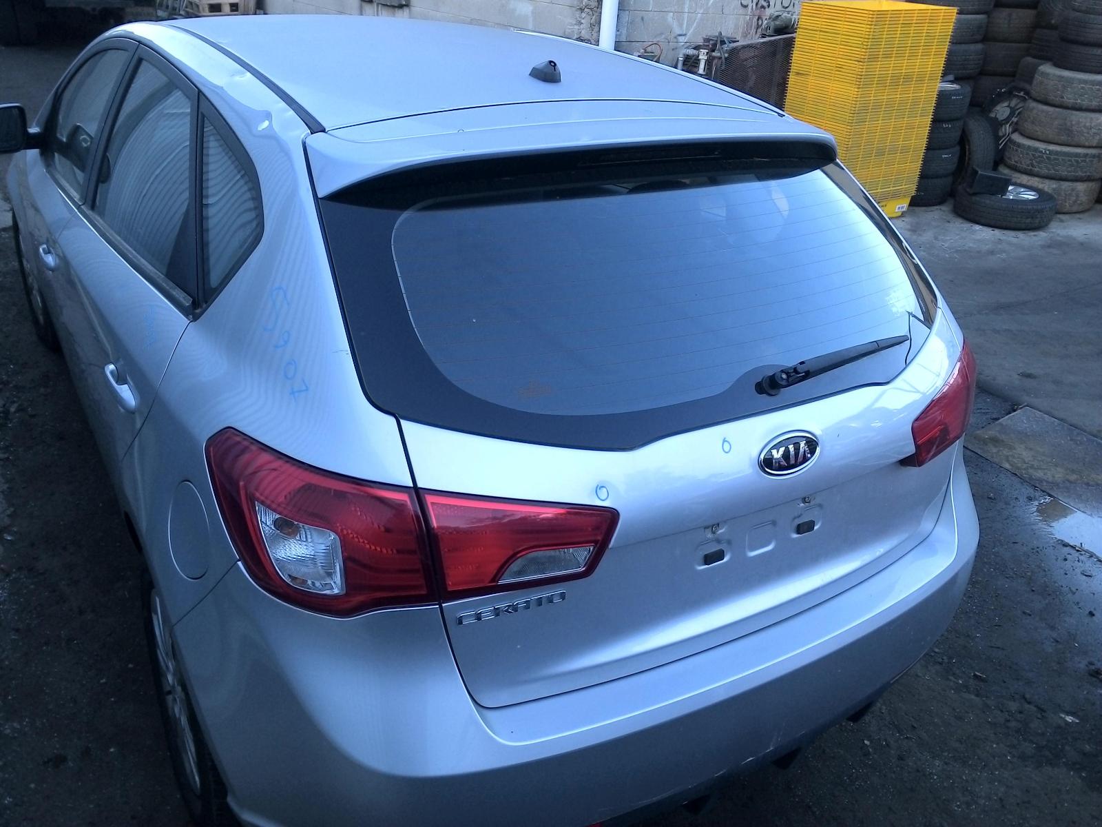 View Auto part Ignition W/ Key Kia Cerato 2013