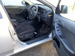 View Auto part Ignition W/ Key Kia Cerato 2013