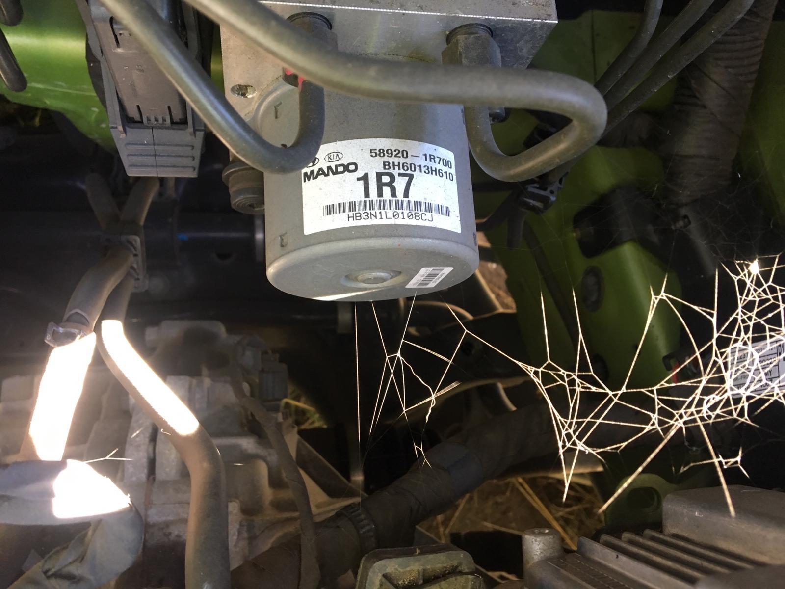View Auto part Throttle Body Hyundai Accent 2012