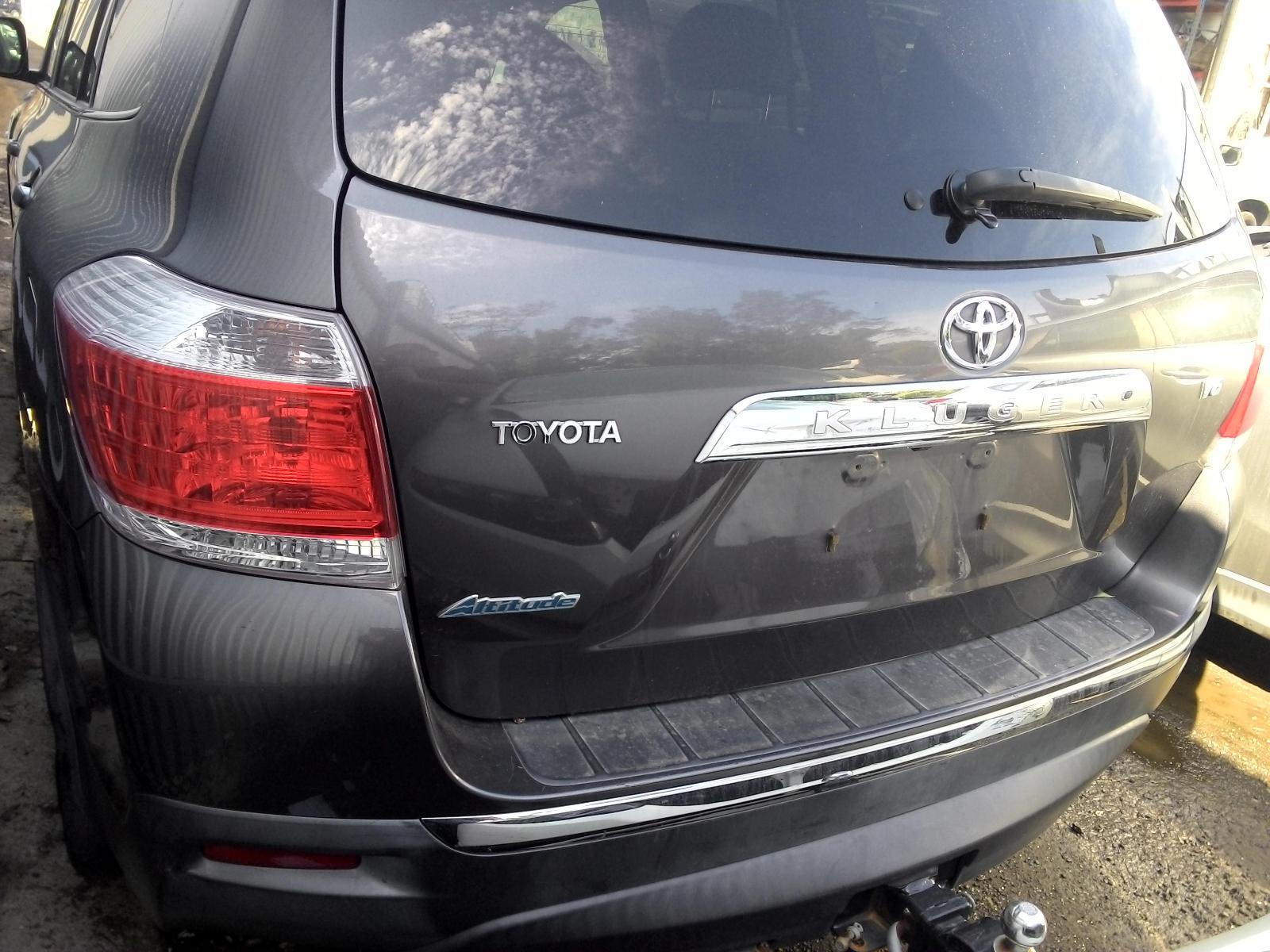 View Auto part Interior Mirror Toyota Kluger 2012