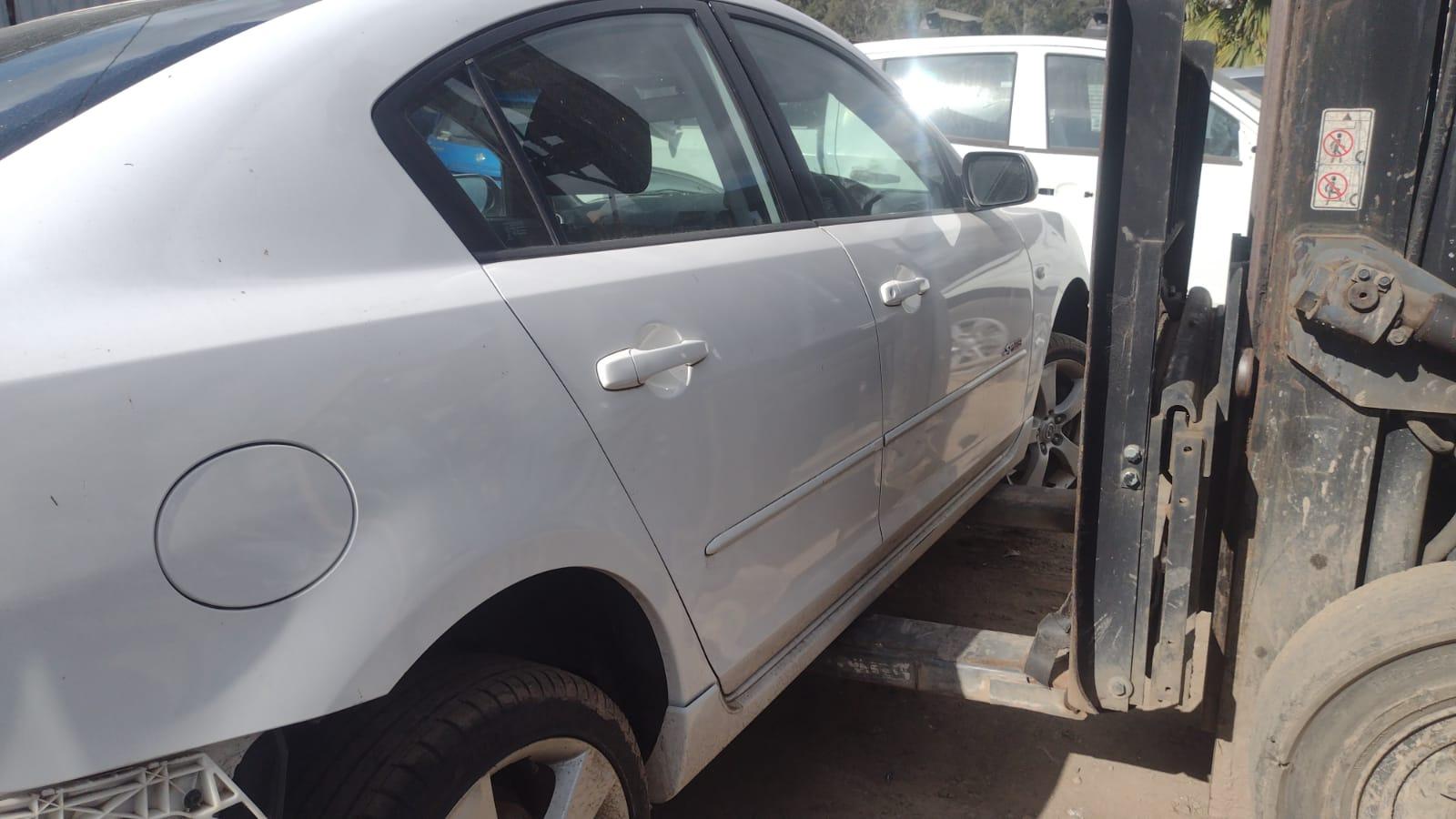 2006 Mazda 3 Trans/Gearbox View Auto part Trans/Gearbox Mazda 3 2006