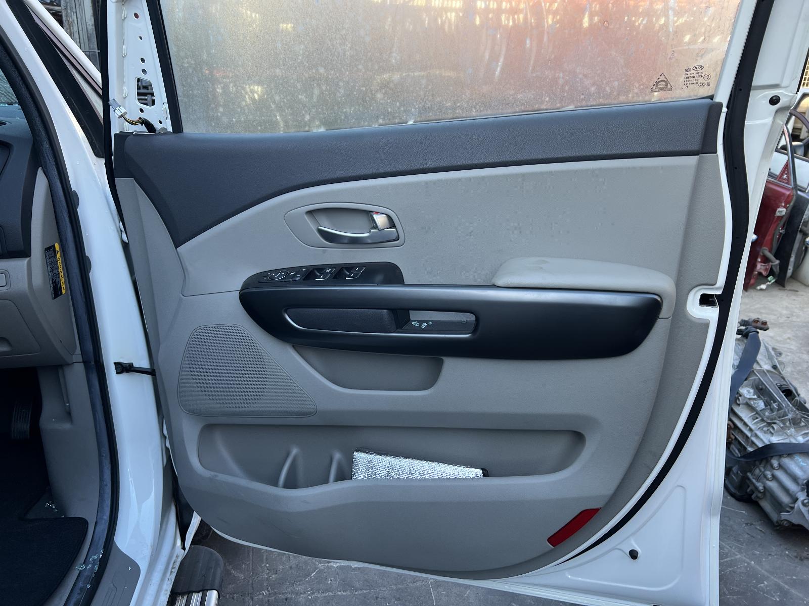 2015 Kia Carnival/grand Carnival Left Rear Door/Sliding View Auto part Left Rear Door/Sliding Kia Carnival/grand Carnival 2015