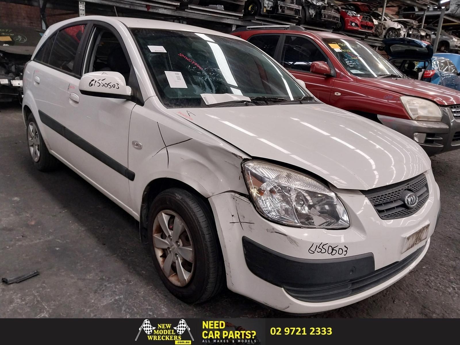 View Auto part Right Front Door Window Kia Rio 2008
