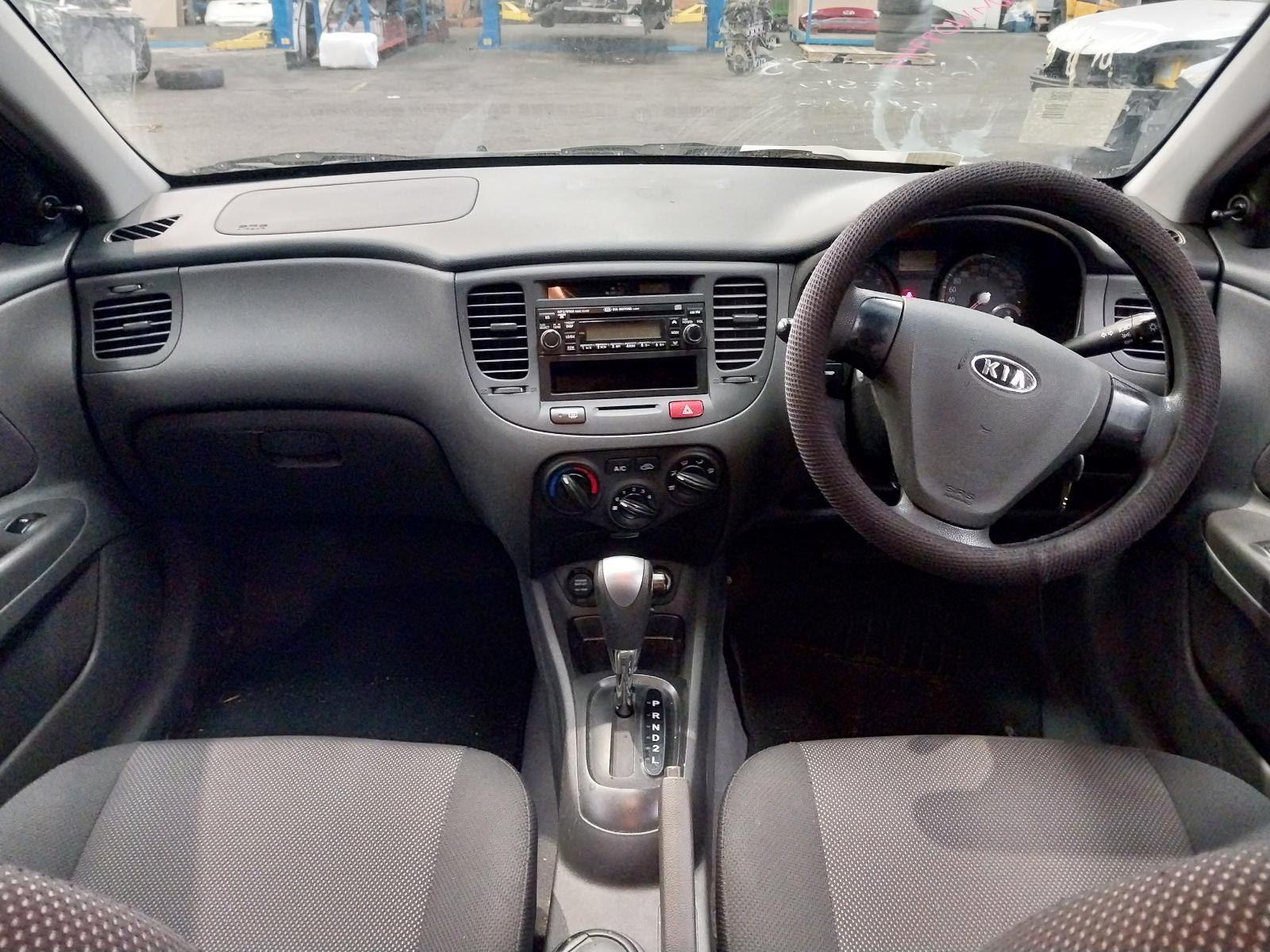 View Auto part Right Front Door Window Kia Rio 2008