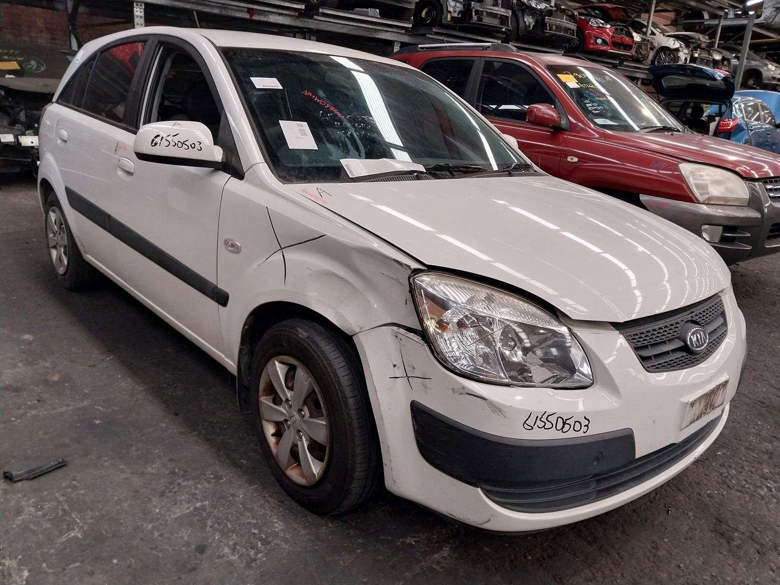 View Auto part Right Front Door Window Kia Rio 2008