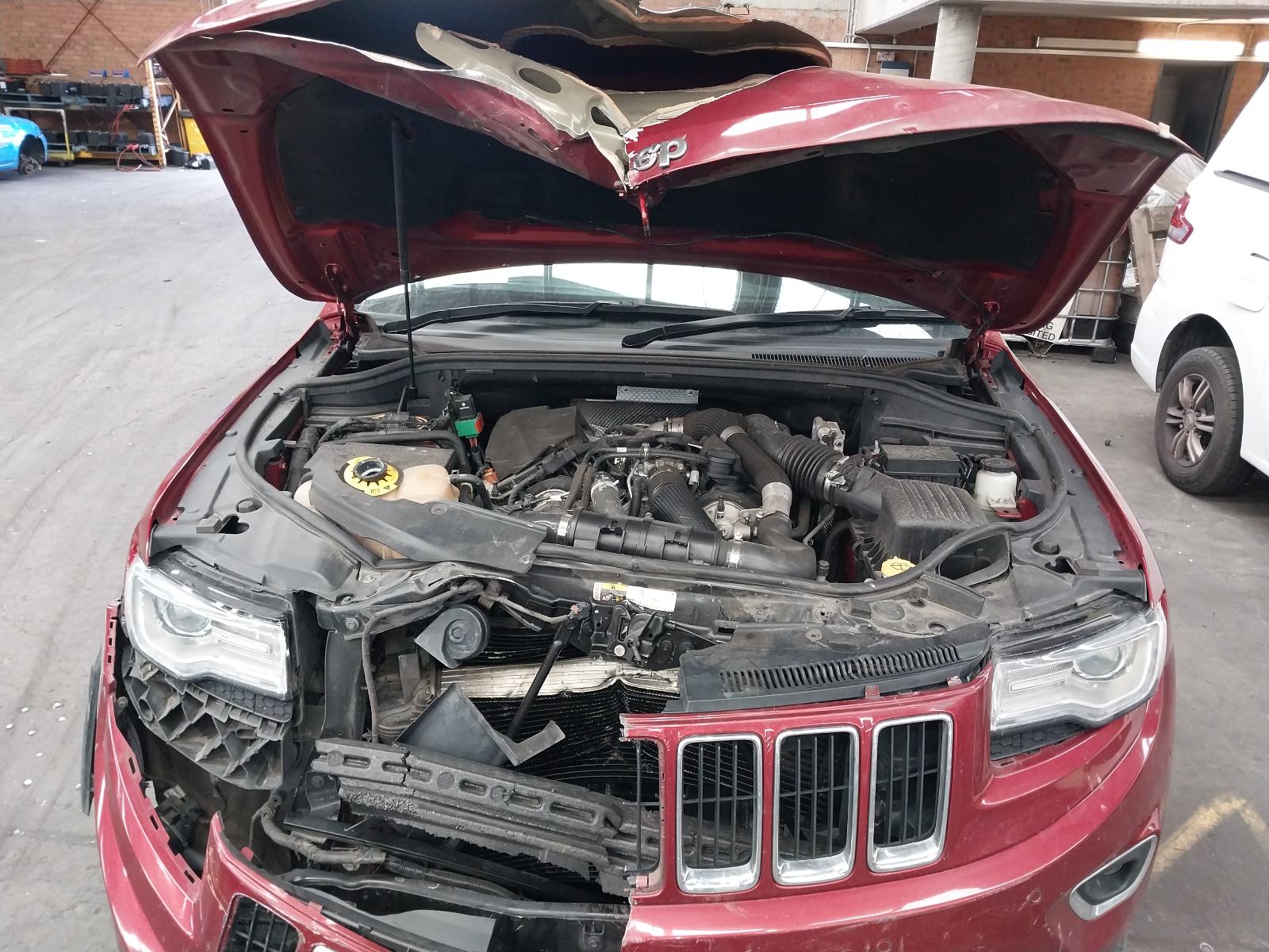 View Auto part Right Front Hub Assembly Jeep Grandcherokee 2015