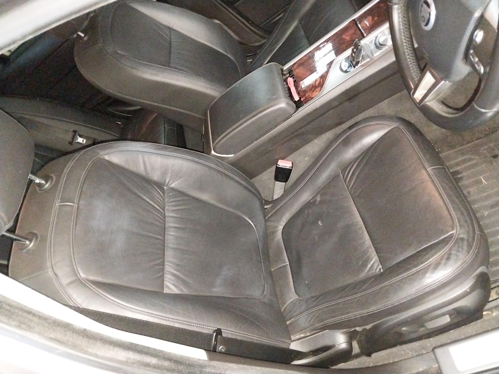 View Auto part Door/Boot/Gate Lock Jaguar Xf 2009