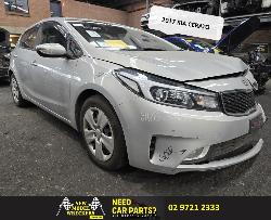View Auto part A/C Condenser Kia Cerato 2017