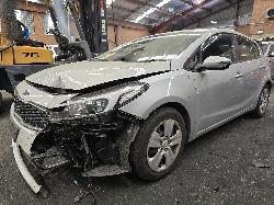View Auto part A/C Condenser Kia Cerato 2017