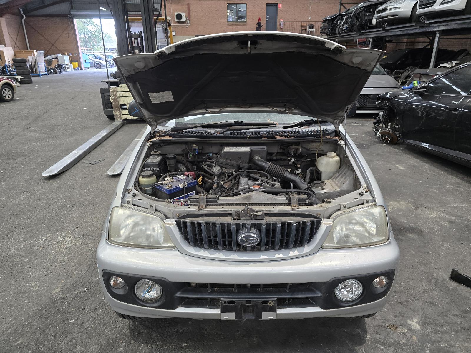 View Auto part Bonnet Daihatsu Terios 2004