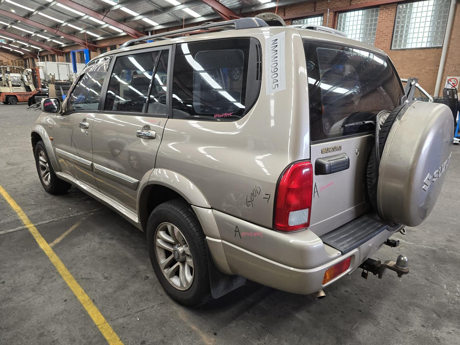 2005 Suzuki Xl7 A/C Compressor View Auto part A/C Compressor Suzuki Xl7 2005